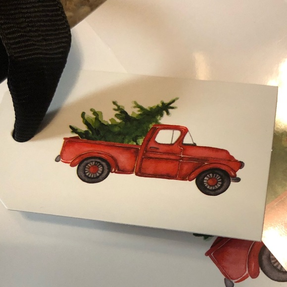 🆕 Rae Dunn MERRY CHRISTMAS Gift Bags with Tags 3 Pack - Picture 4 of 8